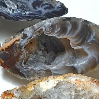 หินอาเกตแบบโพรงถ้ำ คริสตัล จีโอด geode crystal rock หินคริสตัล ธรรมชาติ หินสี