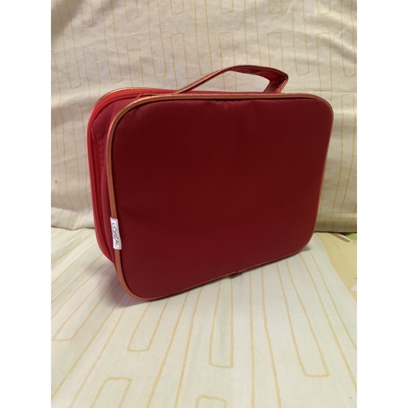 กระเป๋าเครื่องสำอางลอรีอัล DEX RED COSMETIC BAG LOREAL PARIS