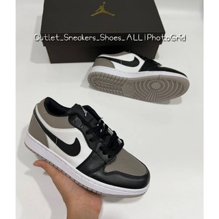 รองเท้า Nike Air Jordan Low ส่งฟรี