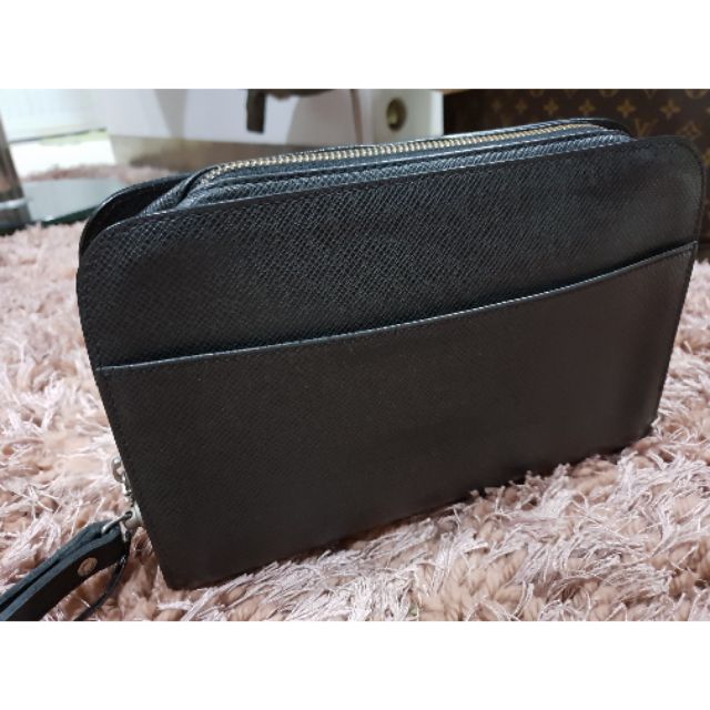 Lv taiga clutch