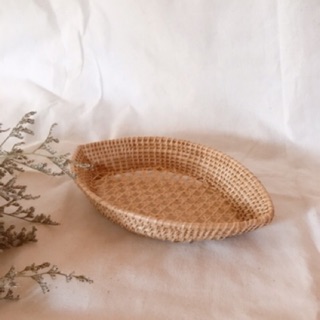 ถาดใส่ของ หวายแท้ ขอบยกสูง  rattan small tray 5x9”