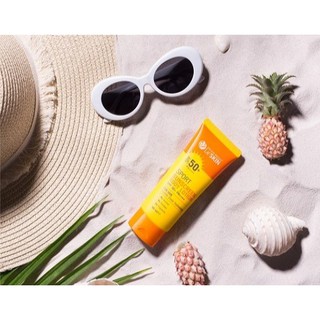 Leskin Sunscreen body lotion /90 ML.