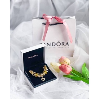 💕สร้อยข้อมือ Pandora หัวใจสีทอง💕