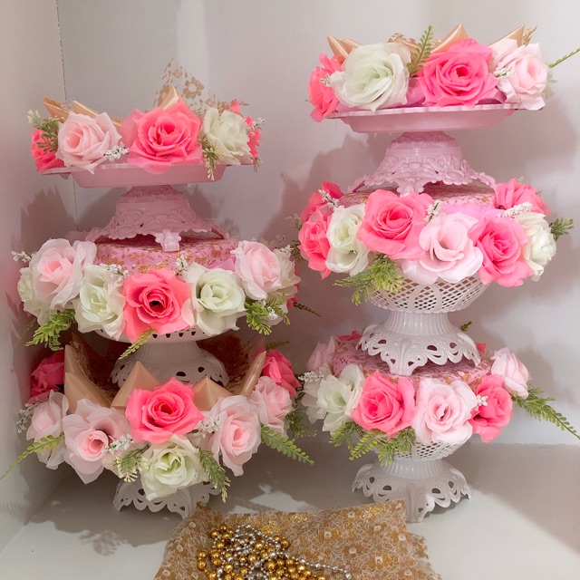 พานขันหมากดอกไม้ สีชมพู