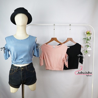 💕พร้อมส่ง💕เสื้อแฟชั่น#B20 เสื้อยืดแฟชั่น เสื้อเจาะแขน เสื้อรัดรูป เสื้อครอป  เสื้อยืดผู้หญิง เสื้อแฟชั่นผู้หญิง จั้มเอว