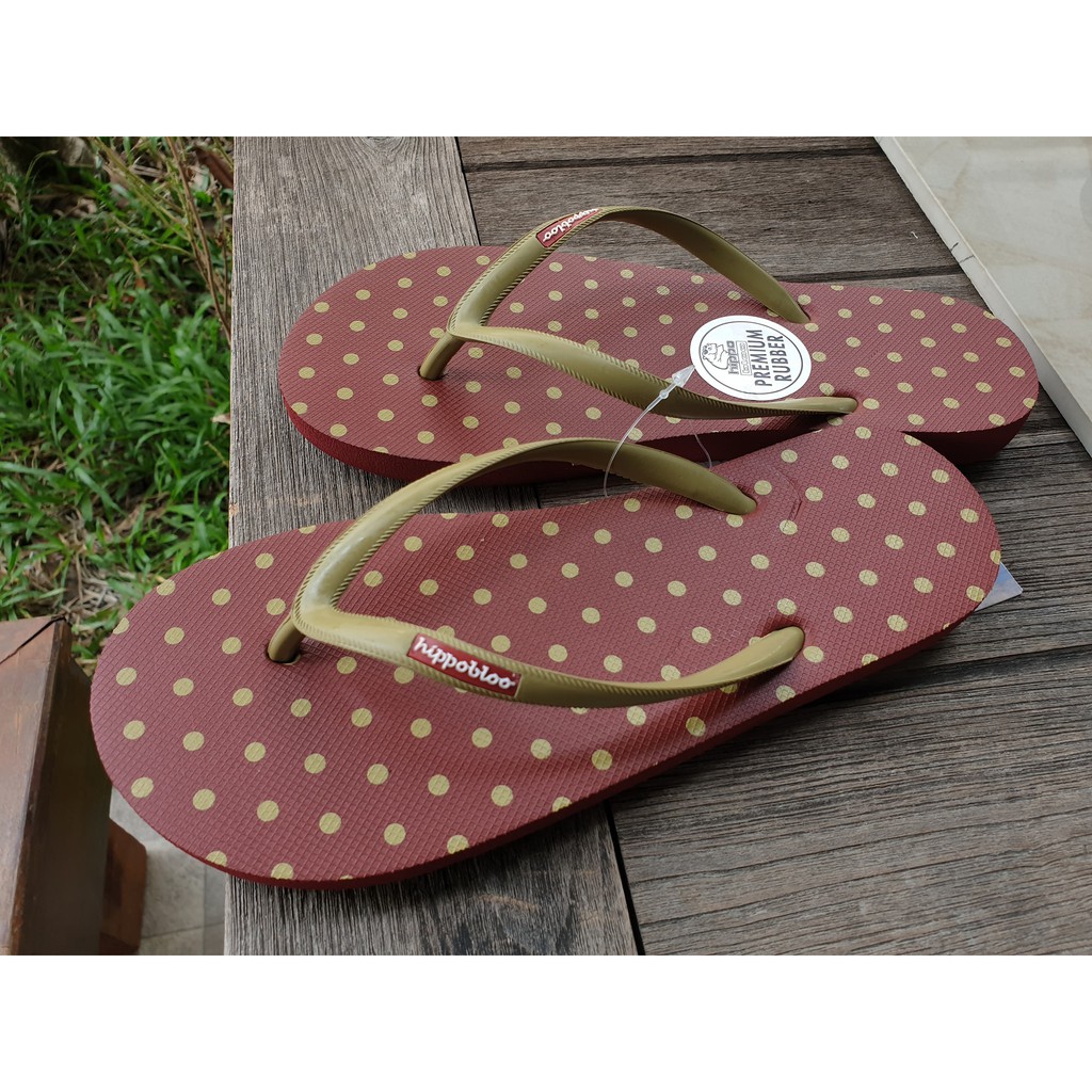 รองเท้าแตะ hippo bloo แดงเลือดหมูจุดกากีเข้ม