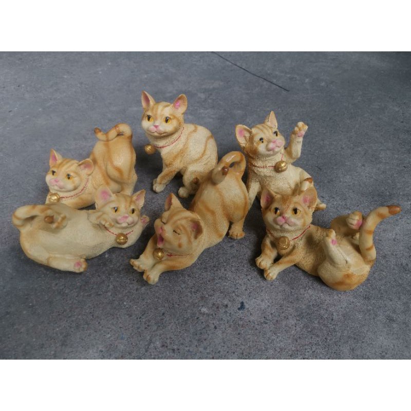 แมว​ ตัวละ100บาท แมวเรซิน​ ตัวเล็ก​เท่าฝ่ามือ​