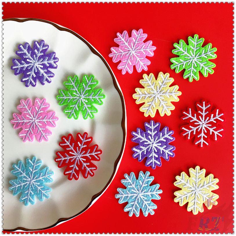 Ins: แผ่นรีดติดเสื้อ รูปเกล็ดหิมะ สีสันสดใส แผ่นแพทช์ ปักลาย Diy สําหรับติดตกแต่งเสื้อผ้า จํานวน 1 ชิ้น