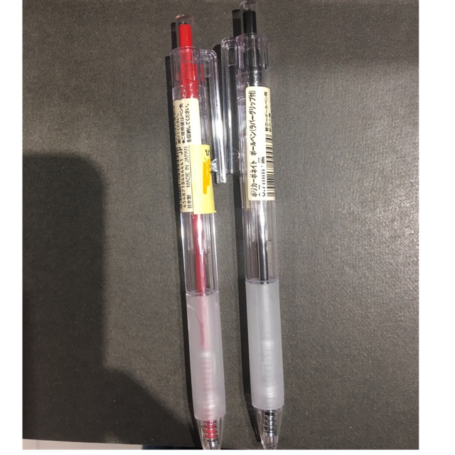 ปากกาMUJIลูกลื่น มี 3 สีให้เลือก ของแท้💖