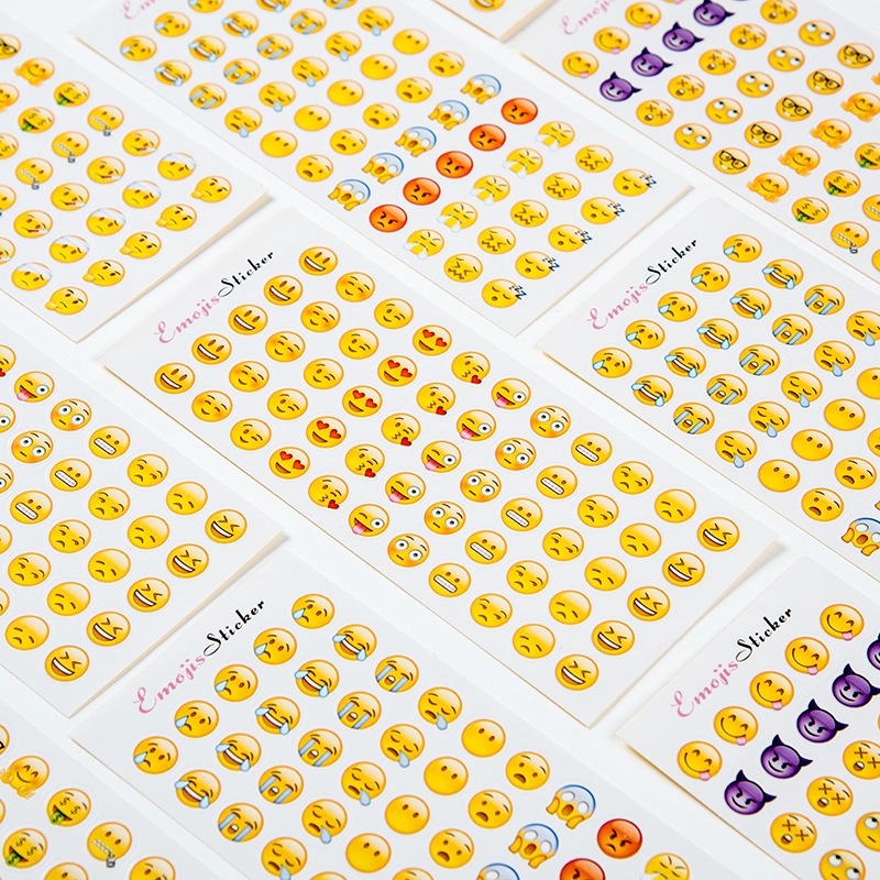 สติ๊กเกอร์ลาย Emoji Emoji สีขาว 12 ชิ้น / ชุด
