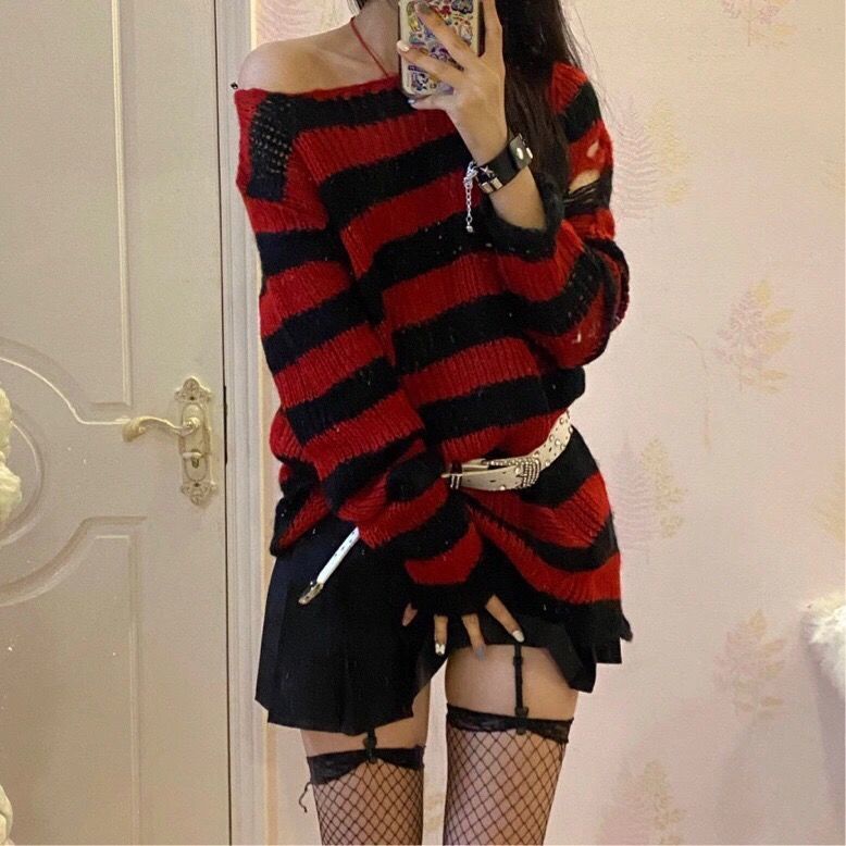 พร้อมส่ง🔥 เสื้อสเวตเตอร์ยาวสไตล์เกาหลีสำหรับผู้หญิงคู่ลายหลวมสีดำเข้มเสื้อถักนิช