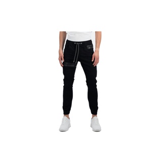 DAVIE JONES กางเกงจ็อกเกอร์ ยีนส์ เอวยางยืด ขาจั๊ม คาดหนัง Drawstring Denim Joggers in black GP0090BK