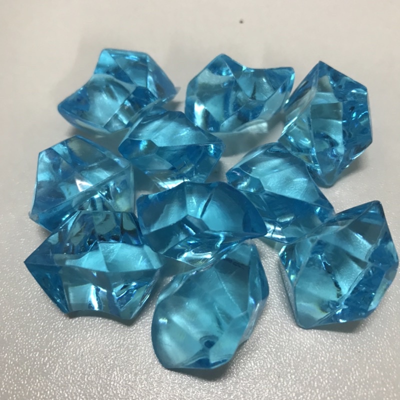 💎💎💎คริสตัลใส สีฟ้า เม็ดใหญ่ ชุด 10 ชิ้น ใช้ตกเเต่งโหลปลาเเละตู้ปลาสวยงาม💎💎💎