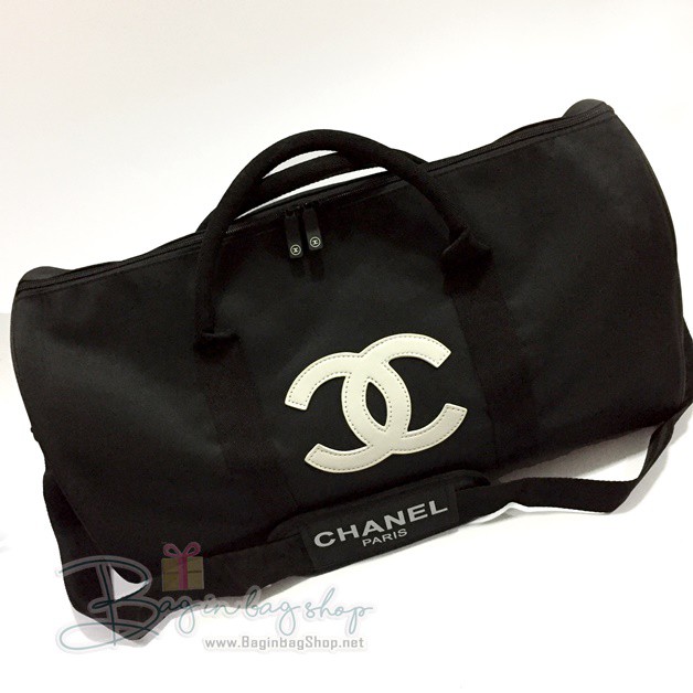 CHANEL Beaute VIP Gift Trave Bag กระเป๋าเดินทาง กระเป๋าไปฟิตเนส จาก เคาท์เตอร์ CHANEL Beaute