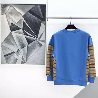 เสื้อเวตเตอร..ใส่ได้ทั้งชายหญิงนะค่ะ