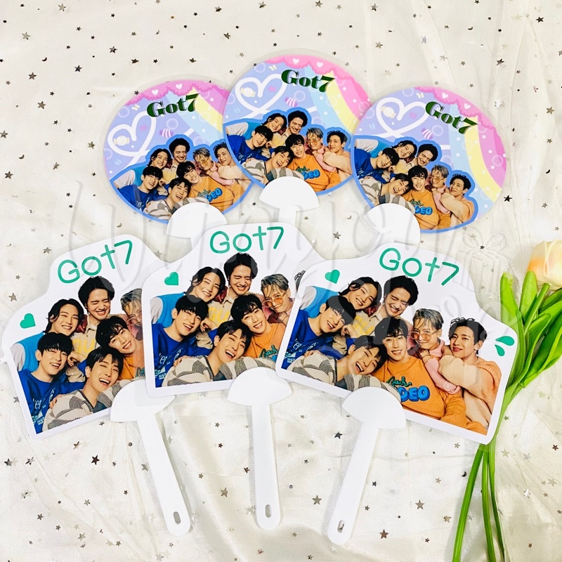 พัดหัวโต พัดกลมพื้นหลัง ลายgot7 มาร์ค แบมแบม จินยอง เจบี แจ็คสัน ยูคยอม ยองแจ สินค้าพร้อมส่ง - รูปที่ 2
