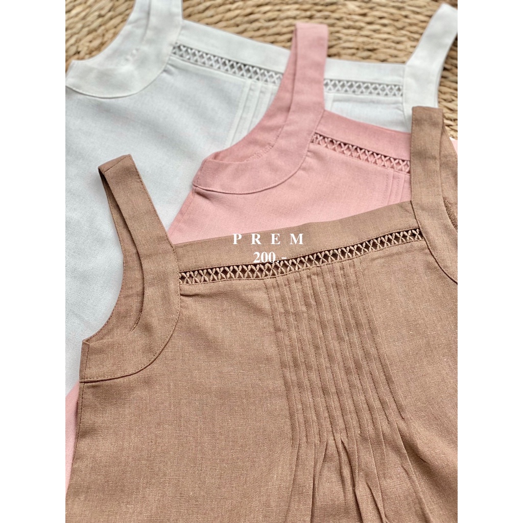 เสื้อแขนกุด ลายฉลุน่ารักๆ พร้อมส่ง มีให้เลือก 𝟔 สี มีบริการเก็บเงินปลายทาง