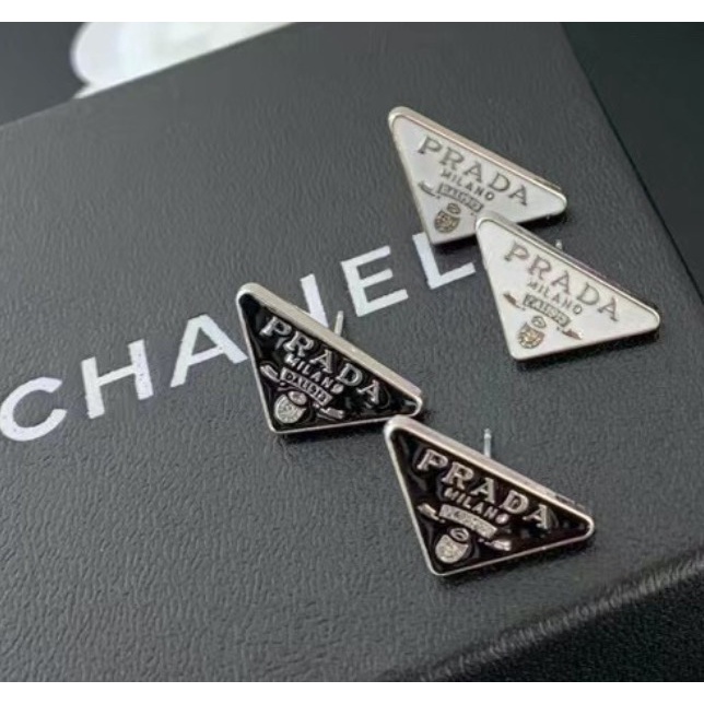 ต่างหูแบลนร ขนาด2*1.1cm ต่างหูน่ารัก พร้องส่ง  เครื่องประดับ Premium เครื่องประดับผู้หญิง ก้านเป็นเงิน งอง่าย