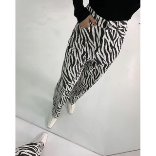 2103028 Zebra long pants กางเกงผ้าพิมพ์ลาย