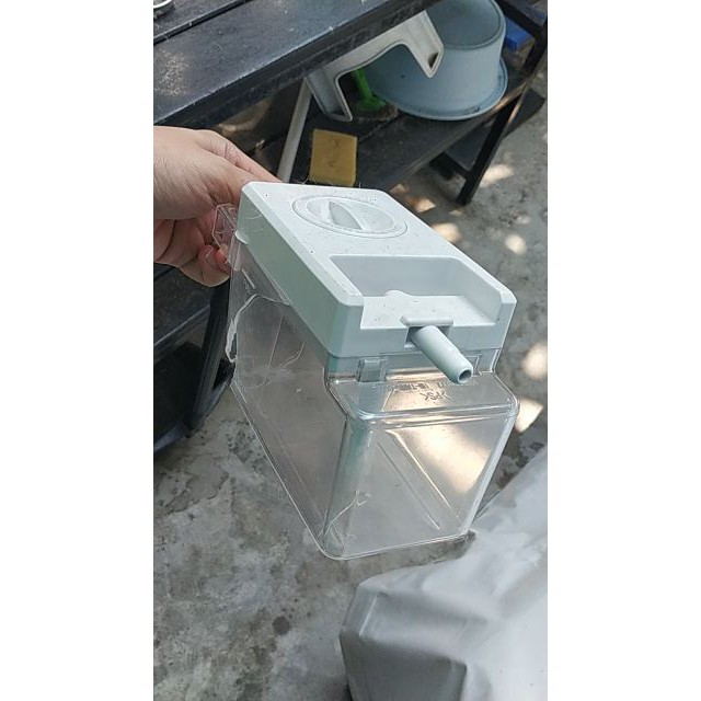 กล่องใส่น้ำทำน้ำแข็ง แท๊งค์ใส่น้ำทำน้ำแข็ง Hitachi รุ่น R-VG550PZ ของแท้
