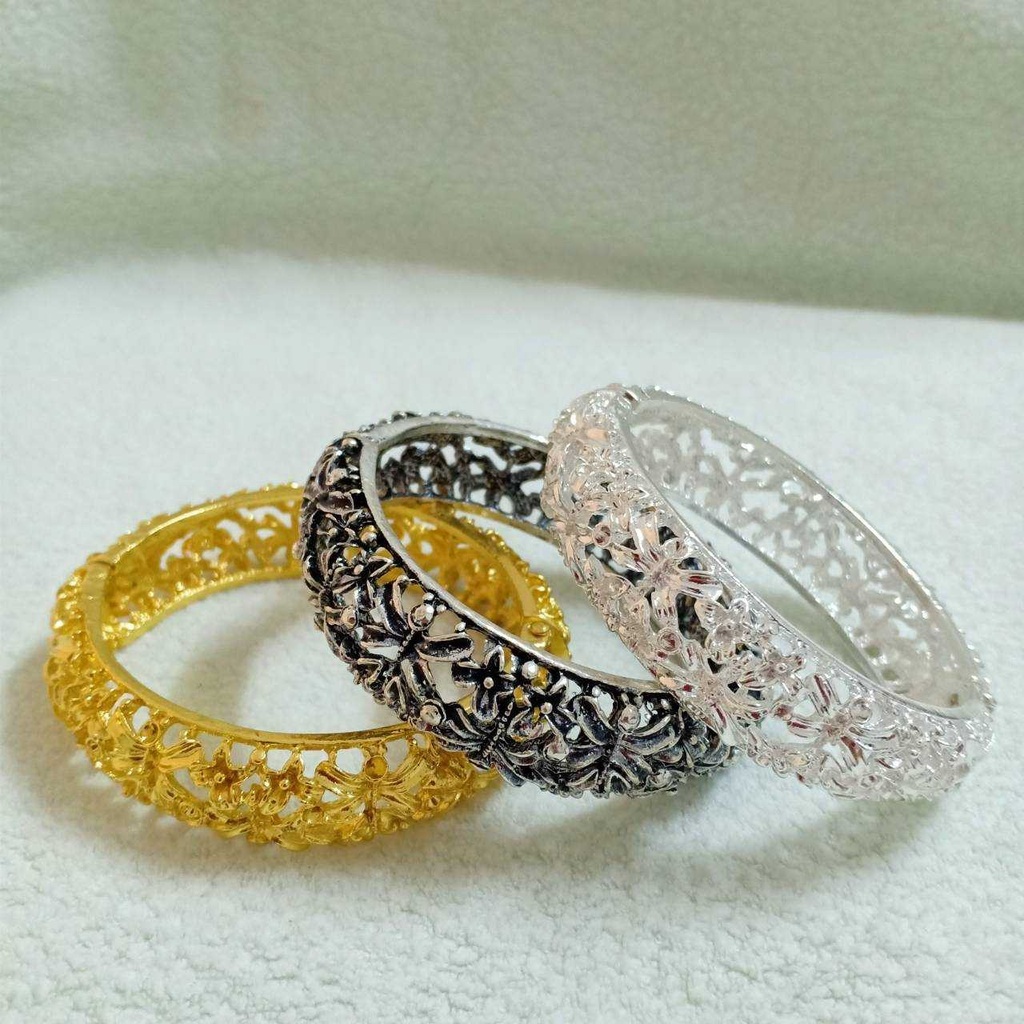 กำไลข้อมือประดับชุดไทย กำไลข้อมือล้านนาสวยๆ ใส่สบาย (พร้อมส่ง)
