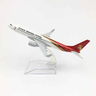 [16cm] โมเดลเครื่องบิน Shenzhen Airlines 737 (Aircraft Metal Model) เสินเจิ้น วัสดุทำจากเหล็ก พร้อมฐาน ของเล่น ของสะสม