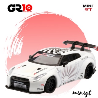 Nissan GT-R 1:64 (MINIGT)