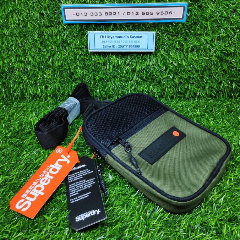 Dijamin Superdry Sport Pouch - กระเป๋าสะพายข้างสีดํา/เขียว