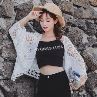 เสื้อลูกไม้ซีทรูสวยๆๆมีมาหให้เลือกกันหลังจากห่างหายไปนาน