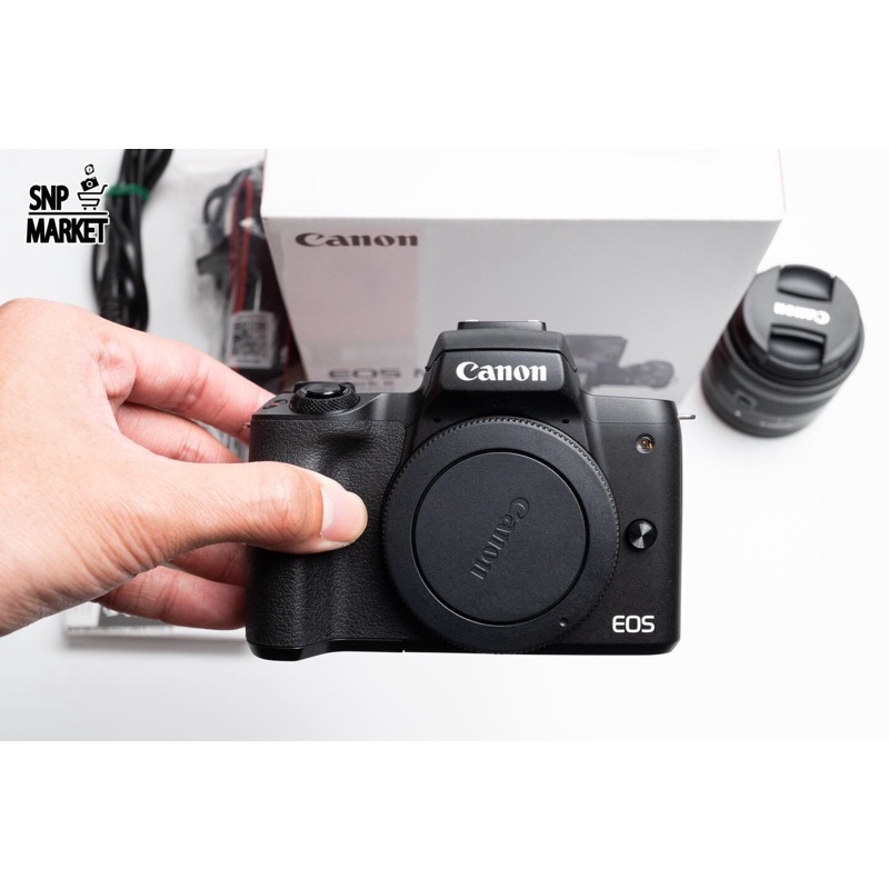 Canon EOS M50 ii Lens 15-45 KIT