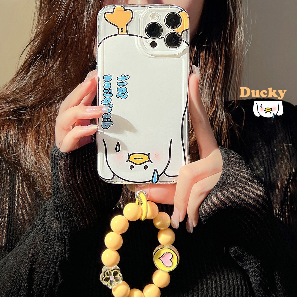 เคสป้องกันโทรศัพท์มือถือ ลายเป็ดน่ารัก พร้อมสายคล้องมือ สําหรับ  iPhone 17/16/15/14 7 8 Plus + XS XR