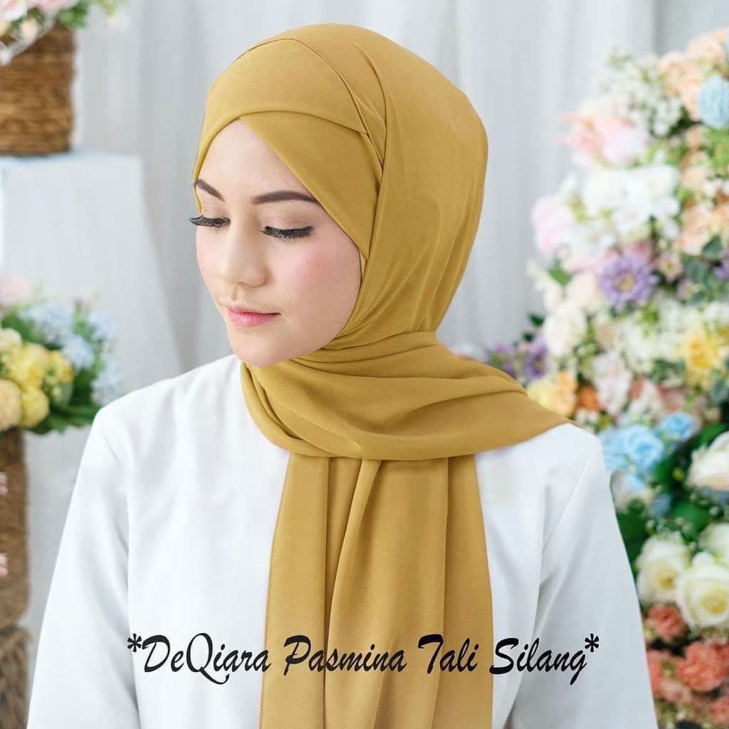 Ceruty Babydoll Cross Strap Pashmina Hijab / ผ้าคลุมไหล่ Pliske / Bergo