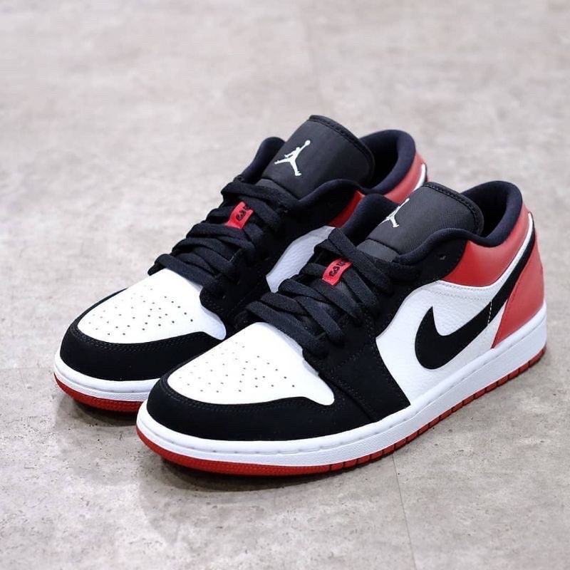 Nike Air Jordan 1 Low “Black Toe” (พร้อมกล่อง) ✅ มีบริการเก็บเงินปลายทาง
