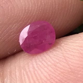 0.41ct 5x4.2mm พลอยทับทิมพม่าสีชมพูเข้ม เผาเก่า Oval Natural Pinkish Red Ruby Myanmar Heated