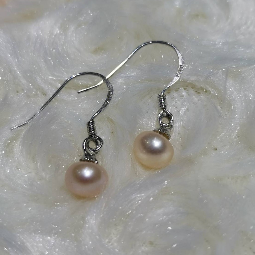 ไข่มุก100% 6-6.5มิล ทรงซาลาเปา(Pearl) สามารถนำไปประกอบกับตัวเรือนแหวน จี้ และ ต่างหู เหมาะสำหรับเป็นเครื่องประดับ