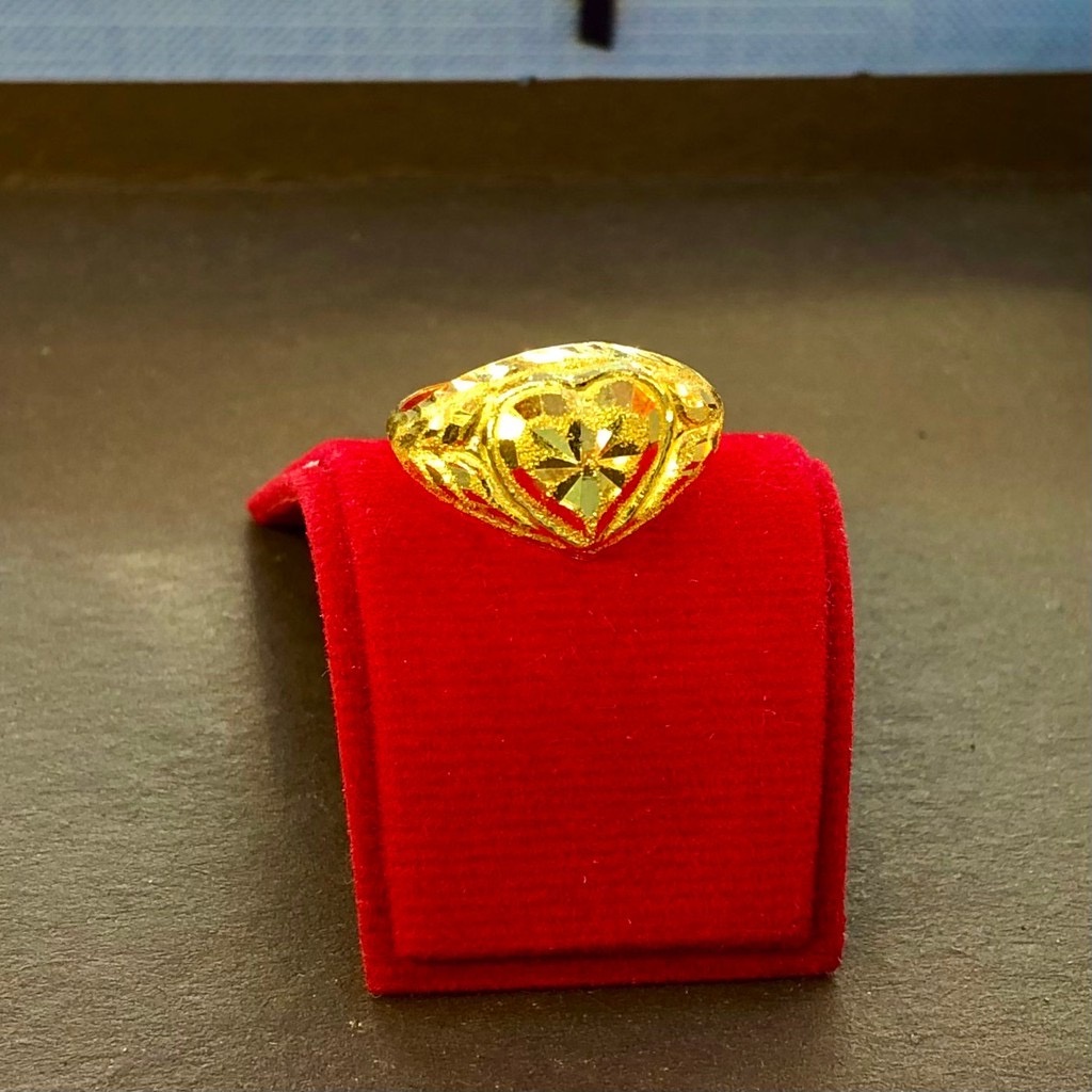 FLASHSALEแหวนหัวใจทองคำ ทอง96.5% หนักครึ่งสลึง มีใบรับประกันสินค้า ผ่อนชำระได้