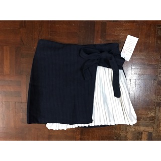 Korean Navy Pleated Skirt