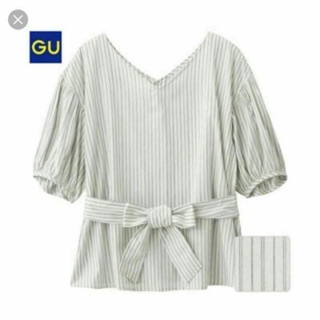 เสื้อ GU จากญี่ปุ่น ไซส์M อก ถึง40 (New)