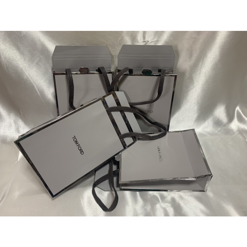 ถุงกระดาษแบรนด์ Tom Ford 5x11x15cm แท้ 💯% (1)