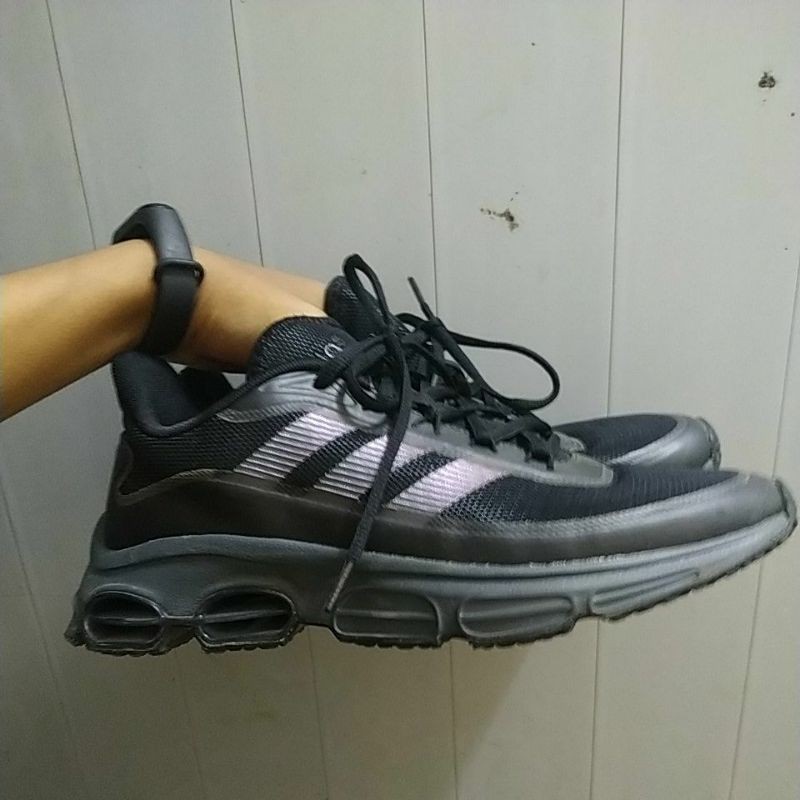 รองเท้าAdidas running 8uk