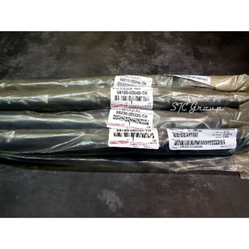 คิ้วรีดน้ำเส้นนอก Toyota Yaris ทุกรุ่น ( Toyota แท้ศูนย์ 100% ) ปี 2005 - 2021