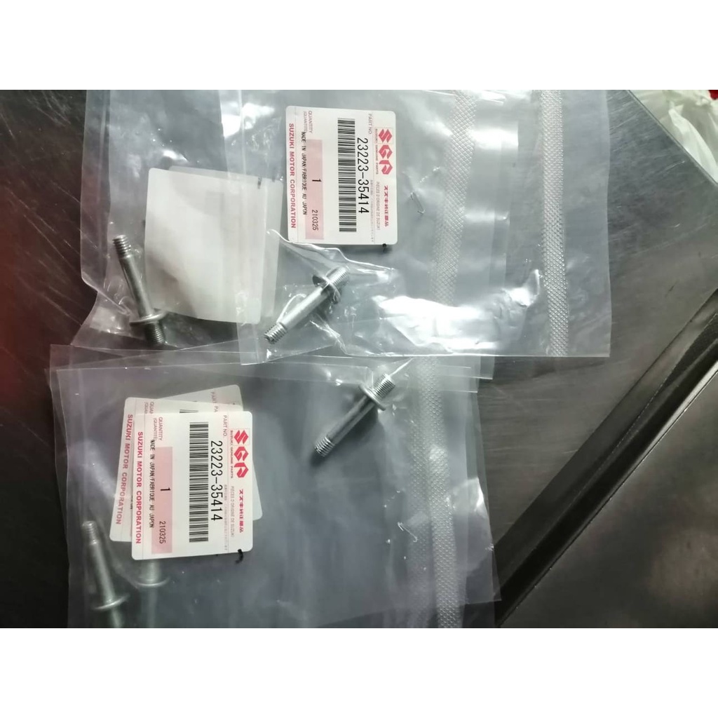 น็อตตั้งครัช​ แท้ศูนย์​ ใช้กับรุ่น​ RC100, RC110​ รุ่นสตาร์ทเท้า