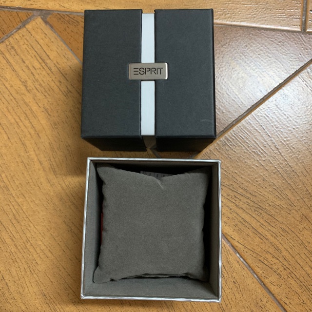 กล่องใส่นาฬิกาข้อมือ Brand ESPRITแท้ 💯