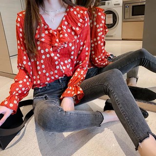 **เสื้อ oversize เสื้อเชิ้ตชีฟอง ลายจุดคอวี เชิ้ตขอบใบบัวแฟชั่นเกาหลี เสื้อทำงานผู้หญิง