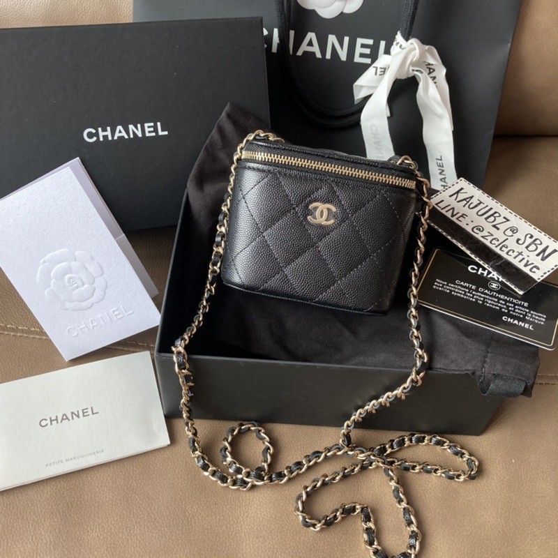 New! Chanel Classic Caviar Mini Vanity With Chain Bag GHW Holo31