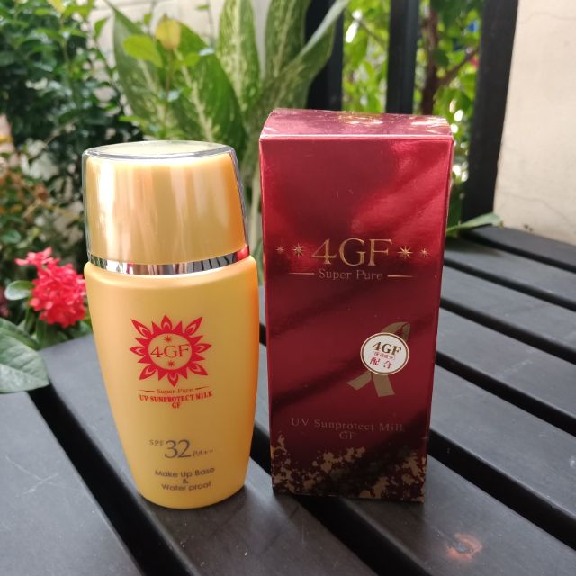 (หิ้วจากญี่ปุ่น)4GF Super Pure UV sun protect Milk GF ขนาด 60 กรัม