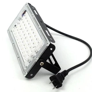 🔥เหลือ46฿ โค้ดDETNOV30🔥LED Floodlight 50w ไฟ สปอตไลท์ LED กันน้ำ ขนาด 50W โคมไฟ ไฟถนน โคมไฟภูมิทัศน์ ดวงไฟ 50 ดวง