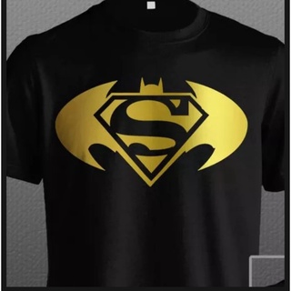 คอลูกเรือเสื้อยืดลําลอง แขนสั้น พิมพ์ลาย SUPERMAN GOLD Wings สําหรับผู้ชายS-5XL