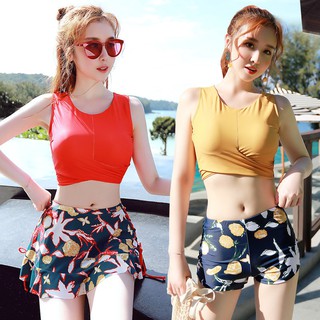 Bikini swimsuit 2077 มี2สี เซ็ท3ชิ้น ชุดว่ายน้ำแฟชั่น พร้อมกระโปรง ชุดเที่ยวทะเล บิกินี่ yellow&amp;red women swimwear