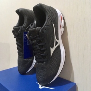 mizuno wave aero 16 pantip